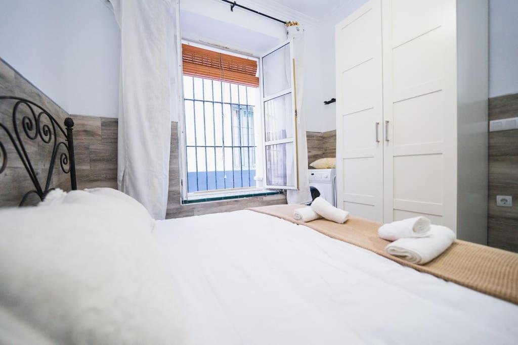 Apartamento En El Barrio De San Lorenzo, Junto A La Basilica Del Gran Poder Seville Luaran gambar